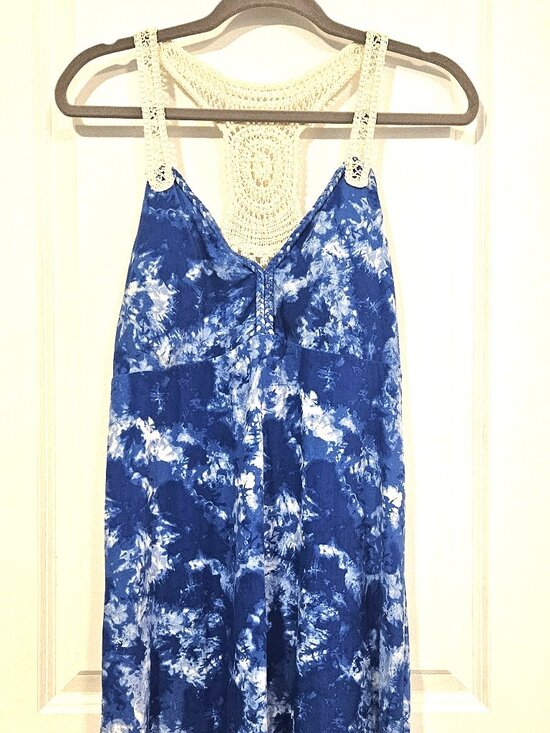 No Boundaries Dresses & Skirts - No Boundaries Blue Tie Dye Crochet Back Dress L (11-13) Boho Sundress
